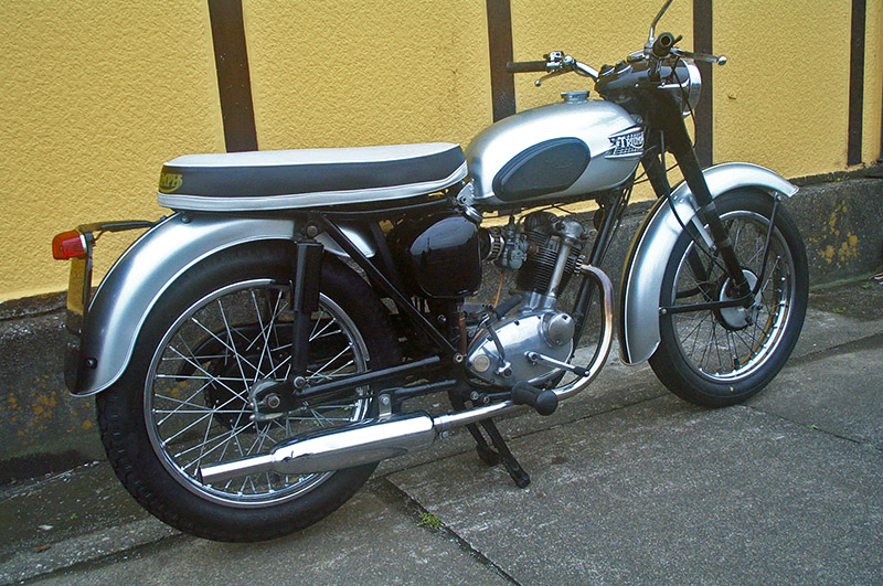 Triumph T120Rk650l Bonneville