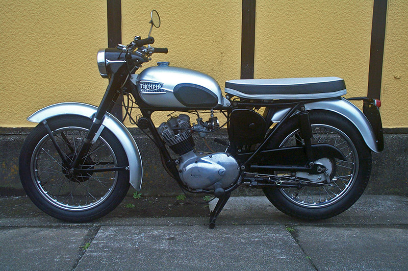 Triumph T120Rk650l Bonneville