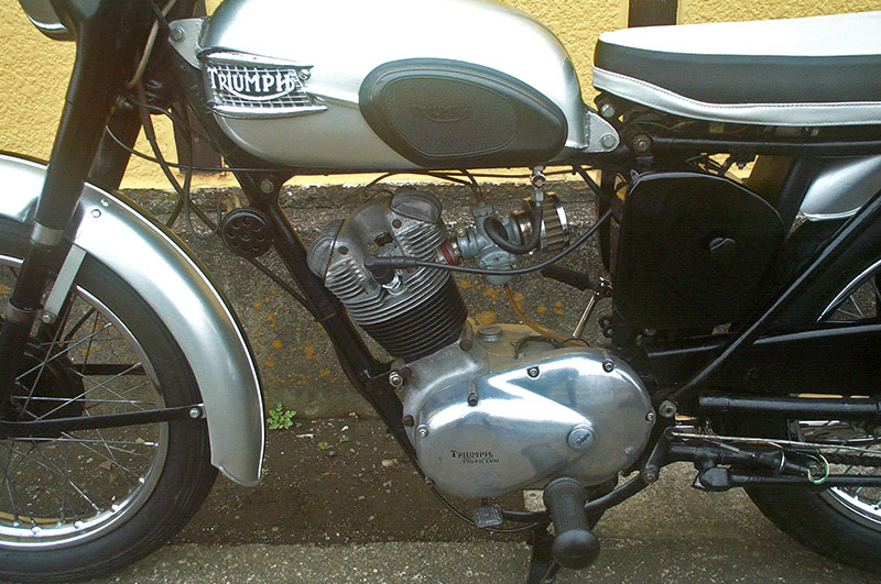 Triumph T120Rk650l Bonneville