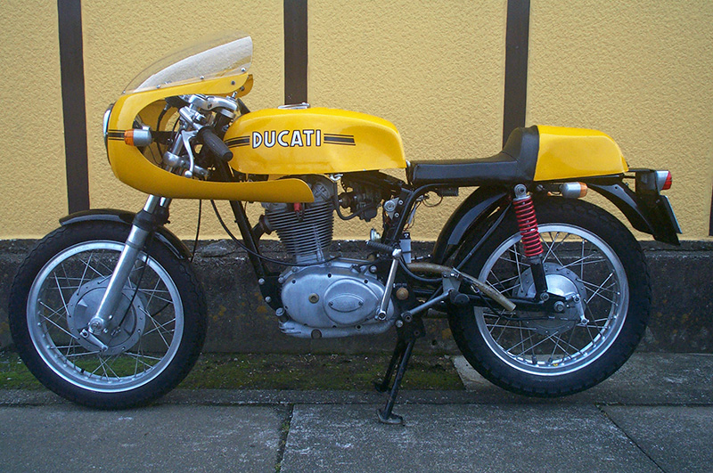 DUCATI 450 DESMO Cafe-Racer
