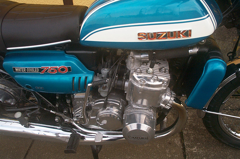 KZ1000