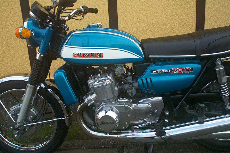 KZ1000