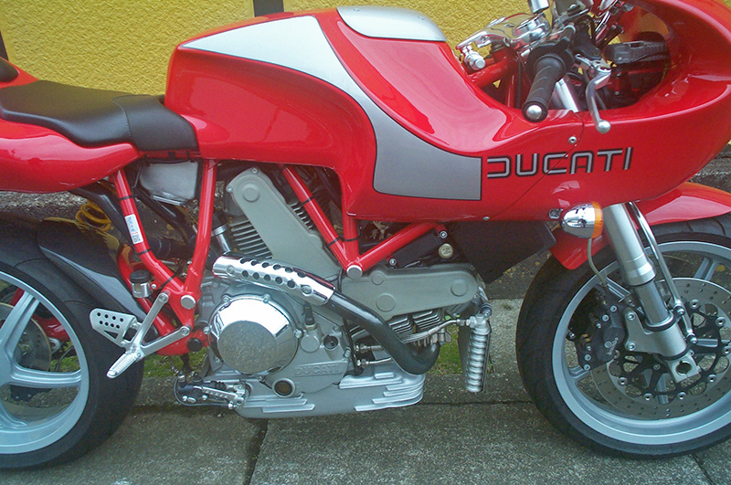 DUCATI MH900E DESMO