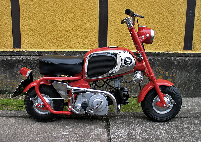 HONDA  CZ100(50cc)