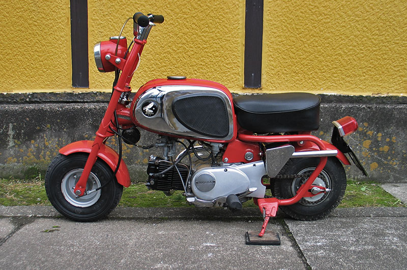 HONDA  CZ100(50cc)