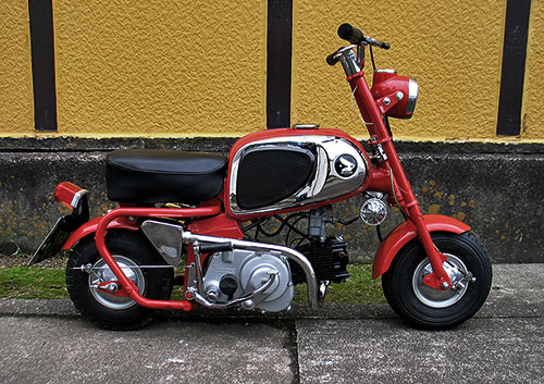 HONDA  CZ100(50cc)