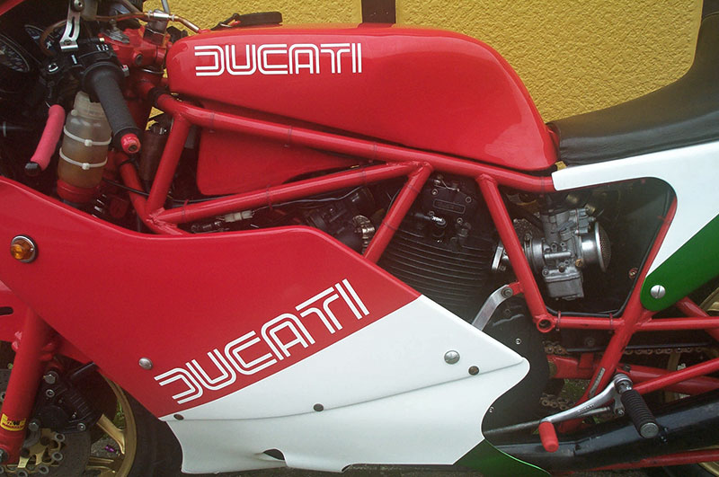 DUCATI 750 eP