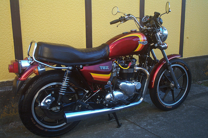 Triumph TSXk750l