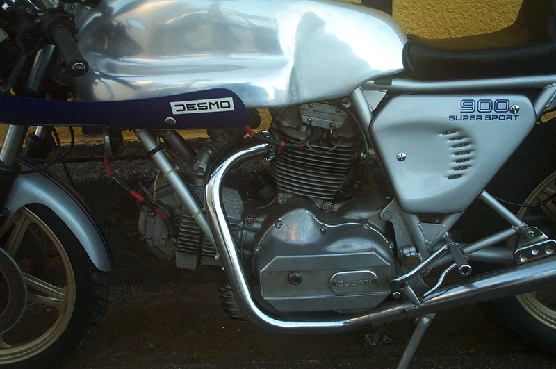 Ducati 900 SSkdlJX^l