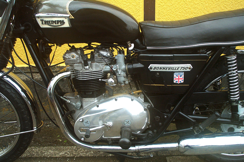 Triumph T140Vk750l