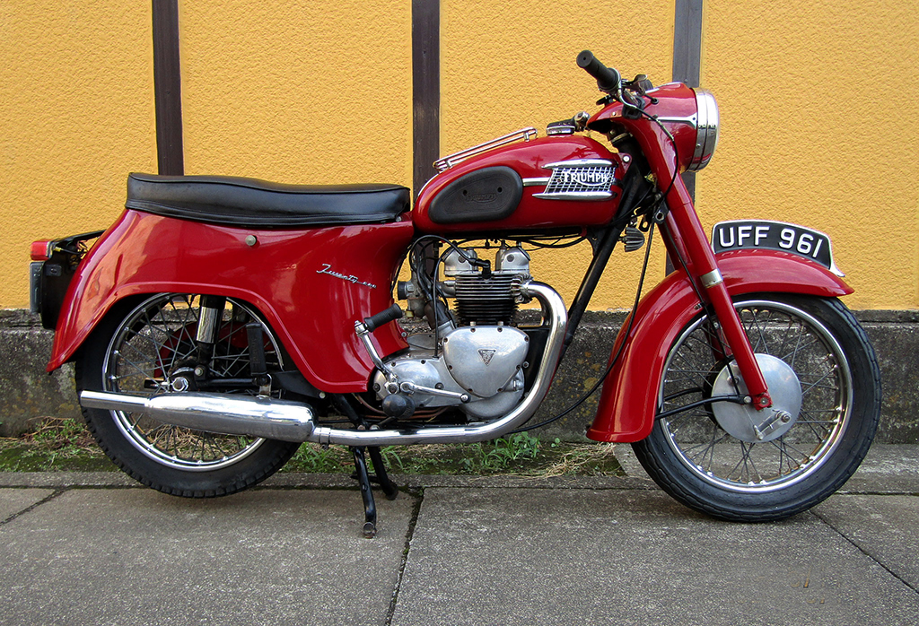 Triumph 3TAk350l