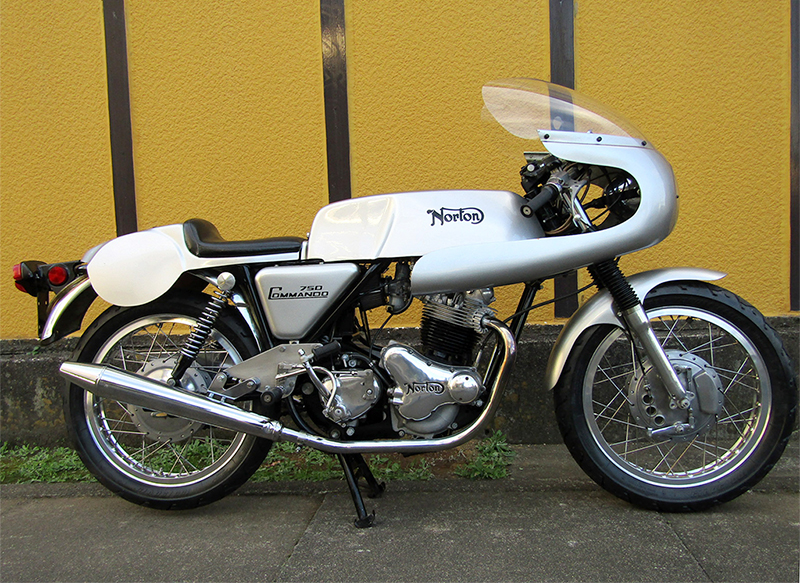 Norton Commando 750 Caffe-Racer