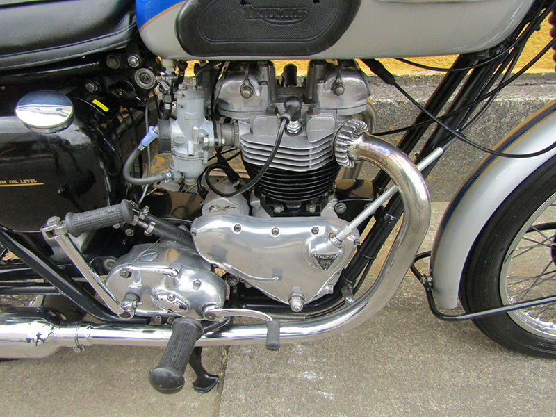 Triumph T120Rk650l