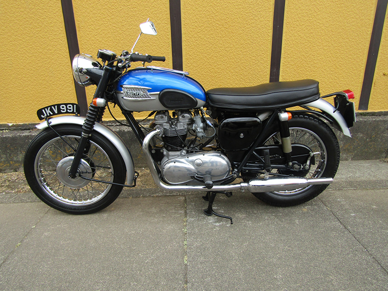 Triumph T120Rk650l