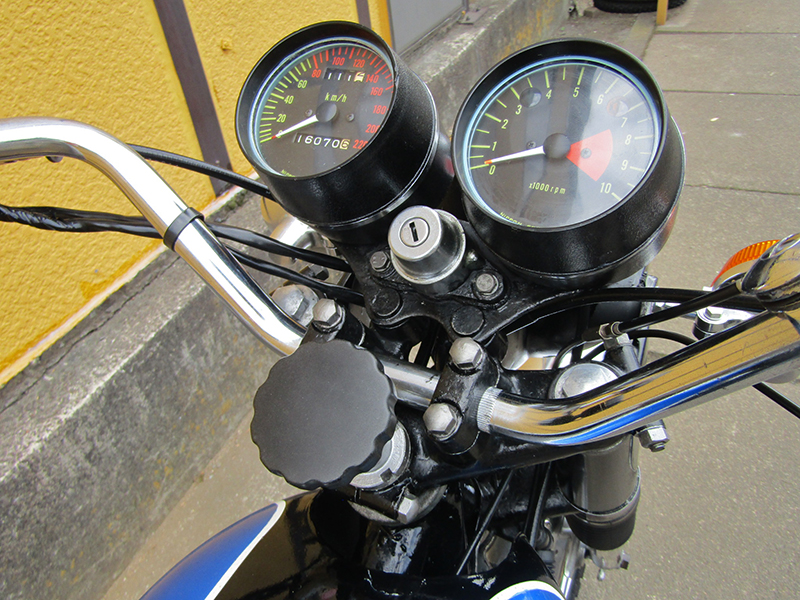 KAWASAKI  W1-SAk650l