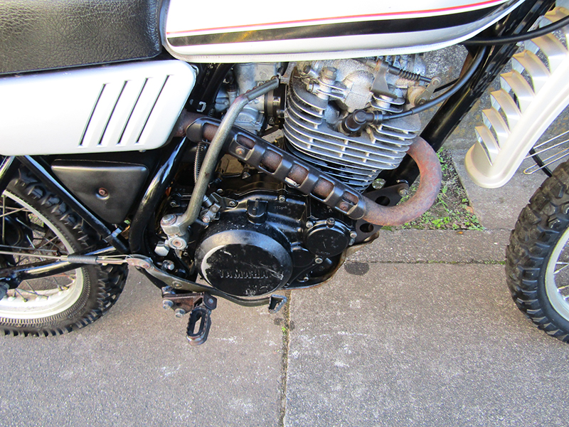 YAMAHA XT250