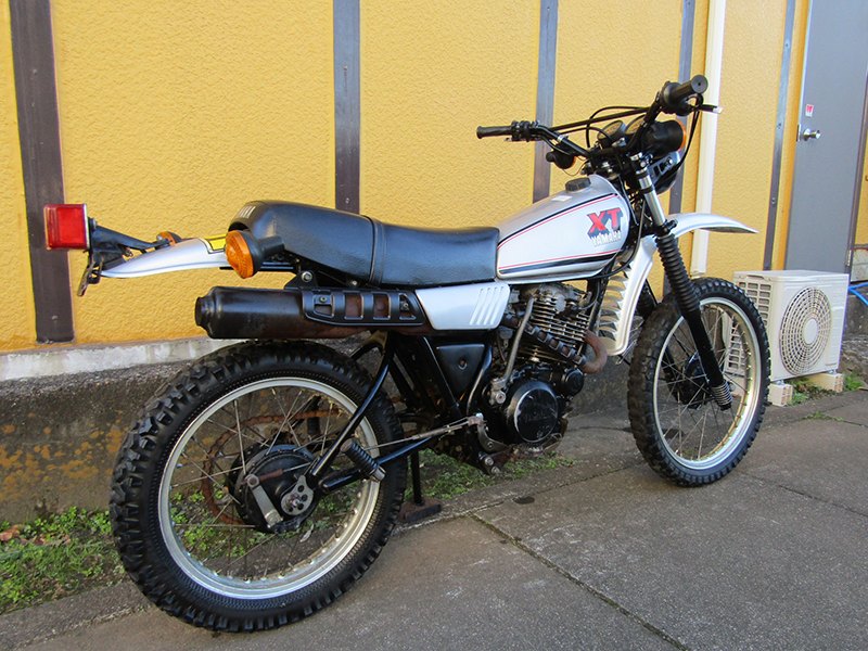 YAMAHA XT250