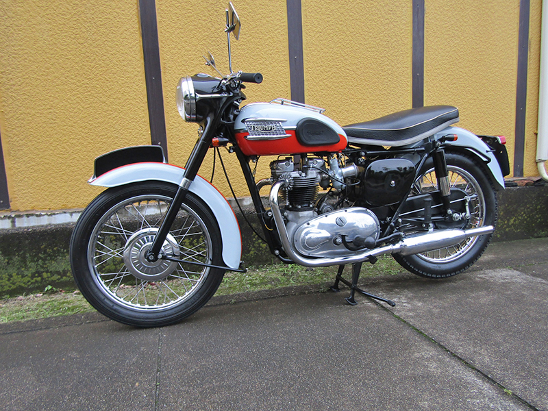 Triumph T120Rk650l