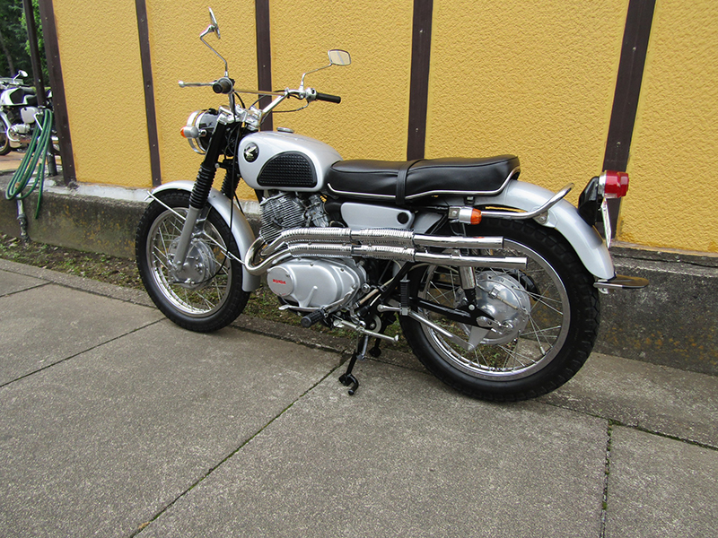 HONDA CL77