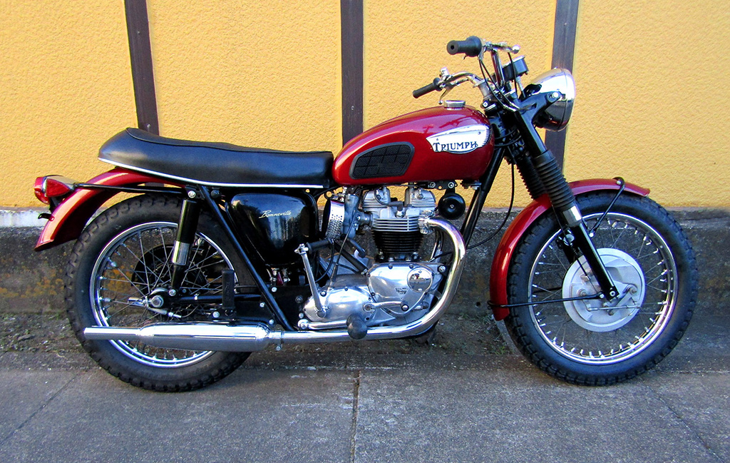 Triumph@TR-6k650lTrophy