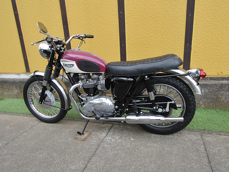 Triumph T120R�k650�lBonnevill