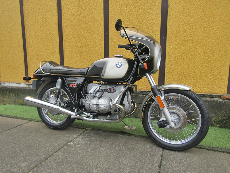 BMW R90S