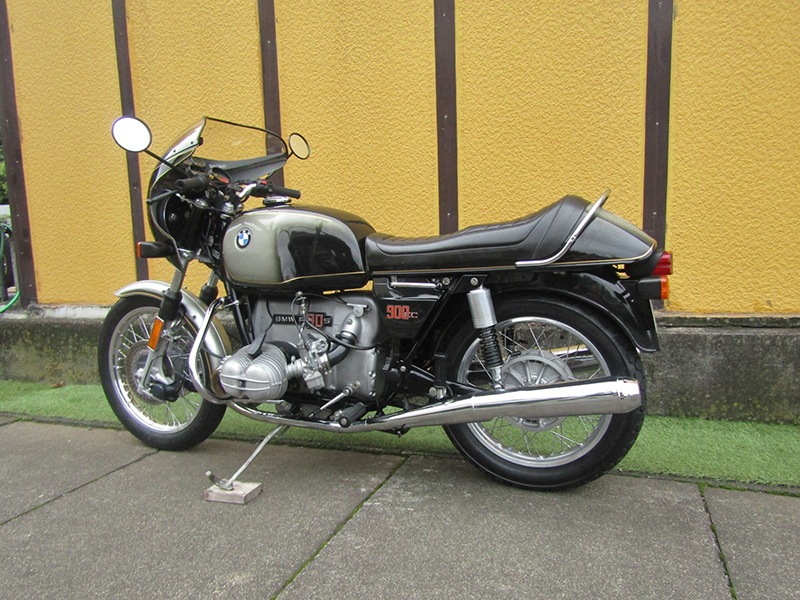 BMW R90S