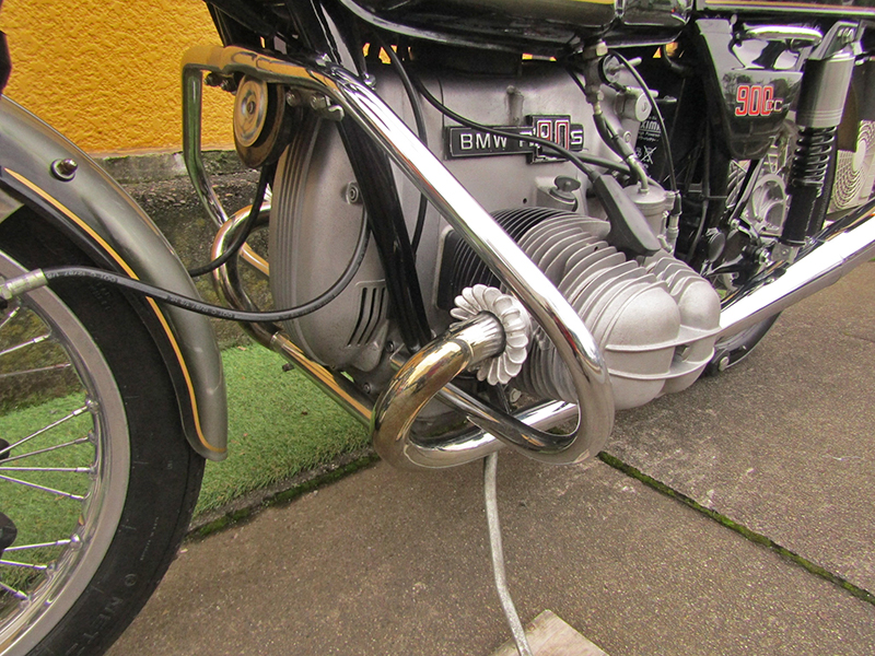 BMW R90S