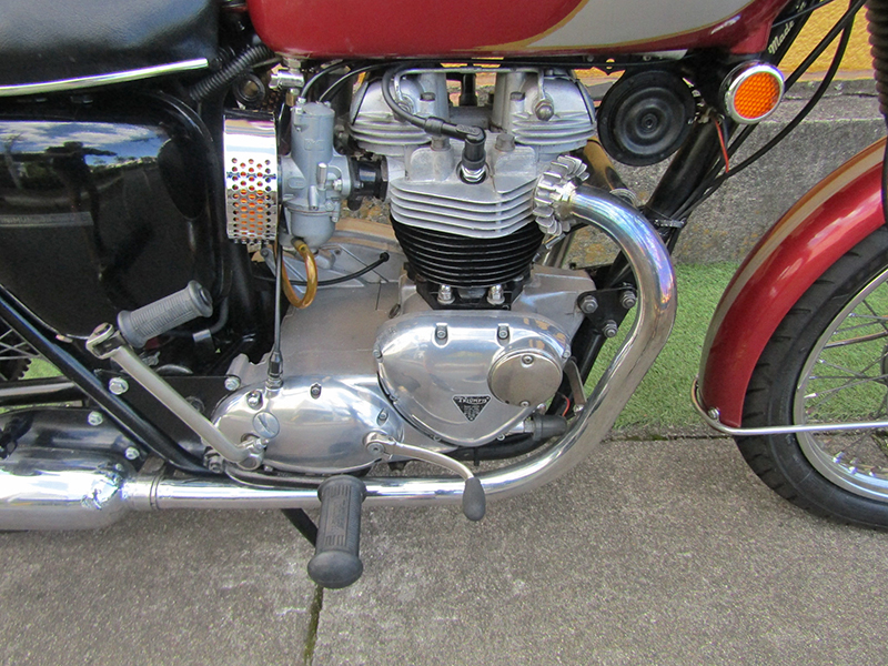 Triumph T120R�k650�lBonneville