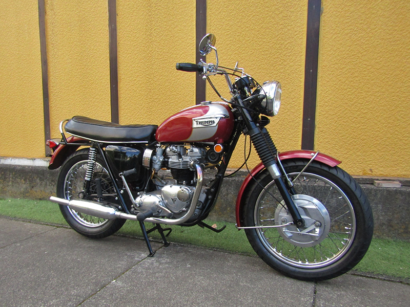 Triumph T120R�k650�lBonneville