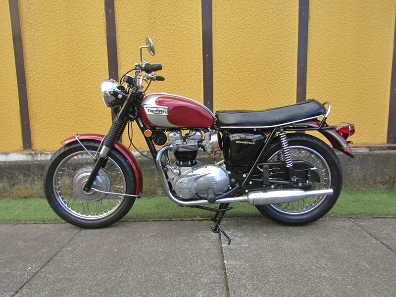 Triumph T120R�k650�lBonneville