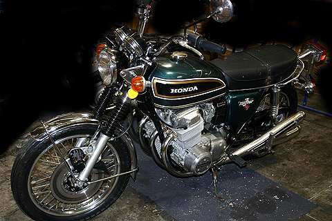 CB750K4