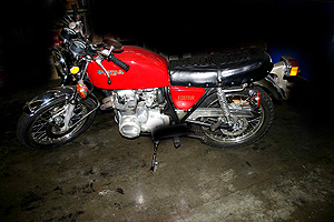 CB400F
