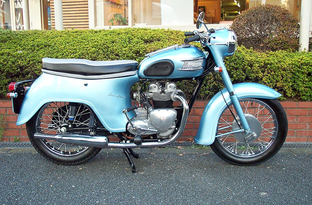 Triumph 3TA (350) Twenty-One Bathtub