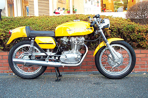 DUCATI 350 DESMO