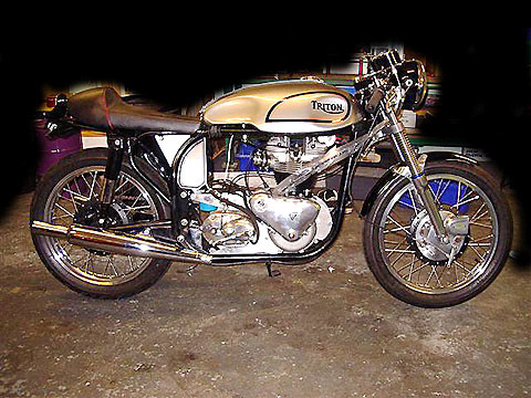 Triton 650 Bonneville EGt