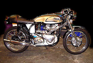 Triton 650 Bonneville EGt
