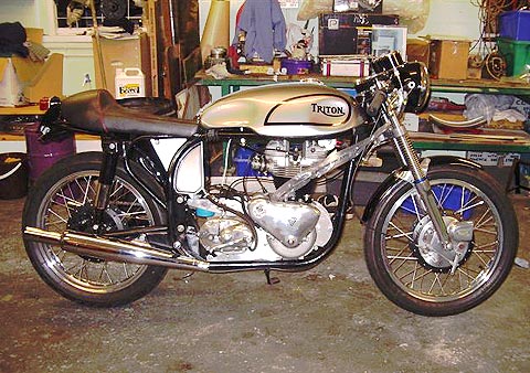 Triton 650 Bonneville EGt