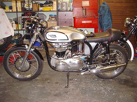 Triton 650 Bonneville EGt