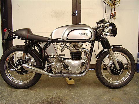 Norton@750 Commando CafeRacer 