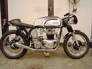 Norton@750 Commando CafeRacer 