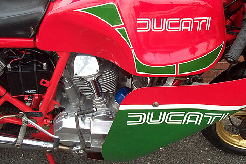 DUCATI 900 MHR 