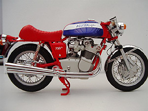 MV Agusta 750S  500Racer @